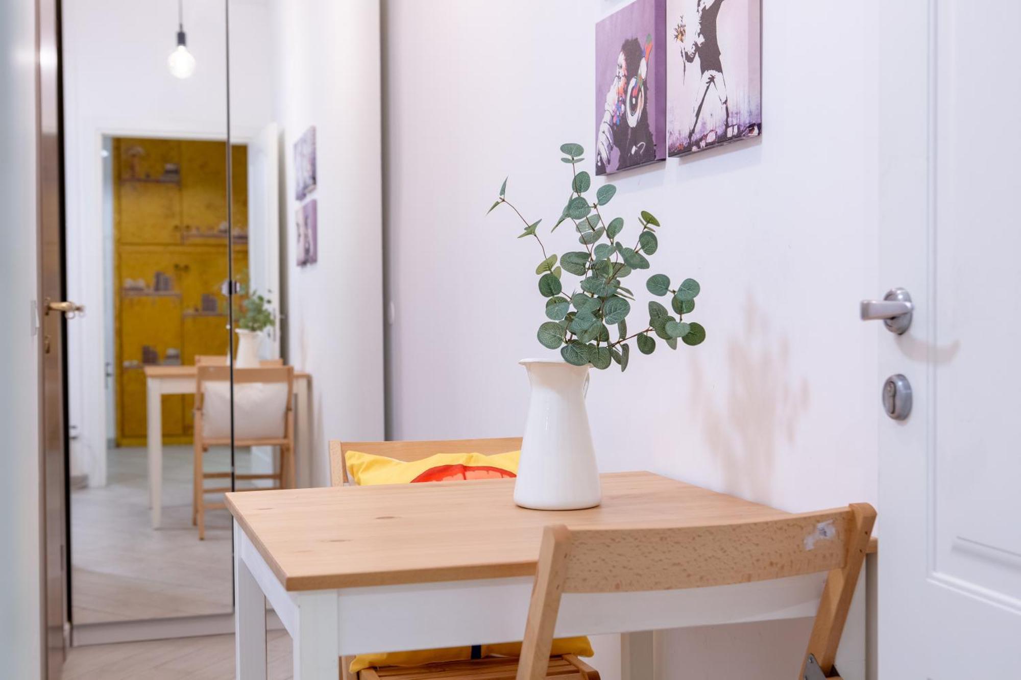 Stanza Comoda E Silenziosa Con Bagno Privato E Area Lavoro E Relax Habitación en casa particular