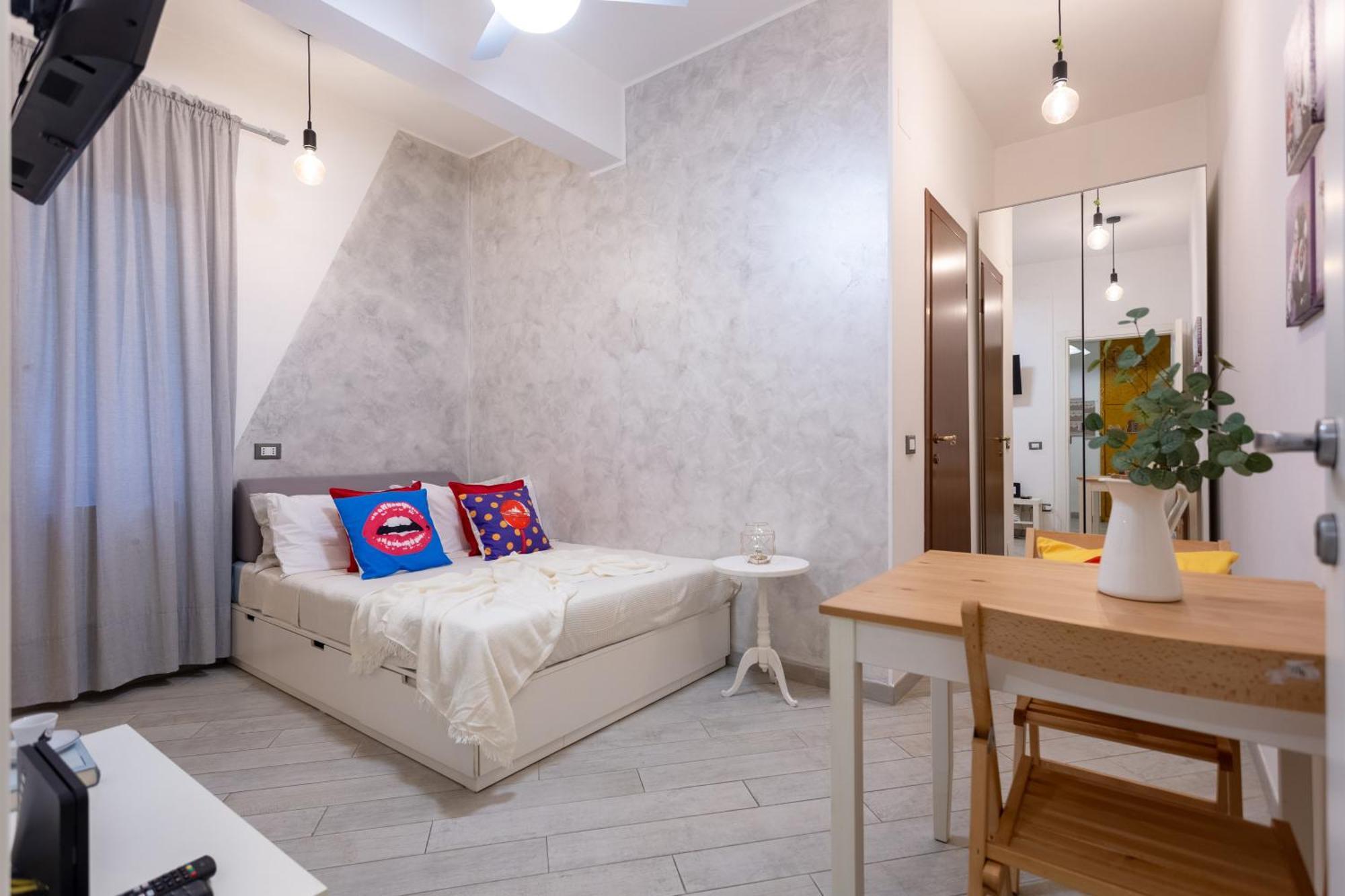 Stanza Comoda E Silenziosa Con Bagno Privato E Area Lavoro E Relax Habitación en casa particular Roma